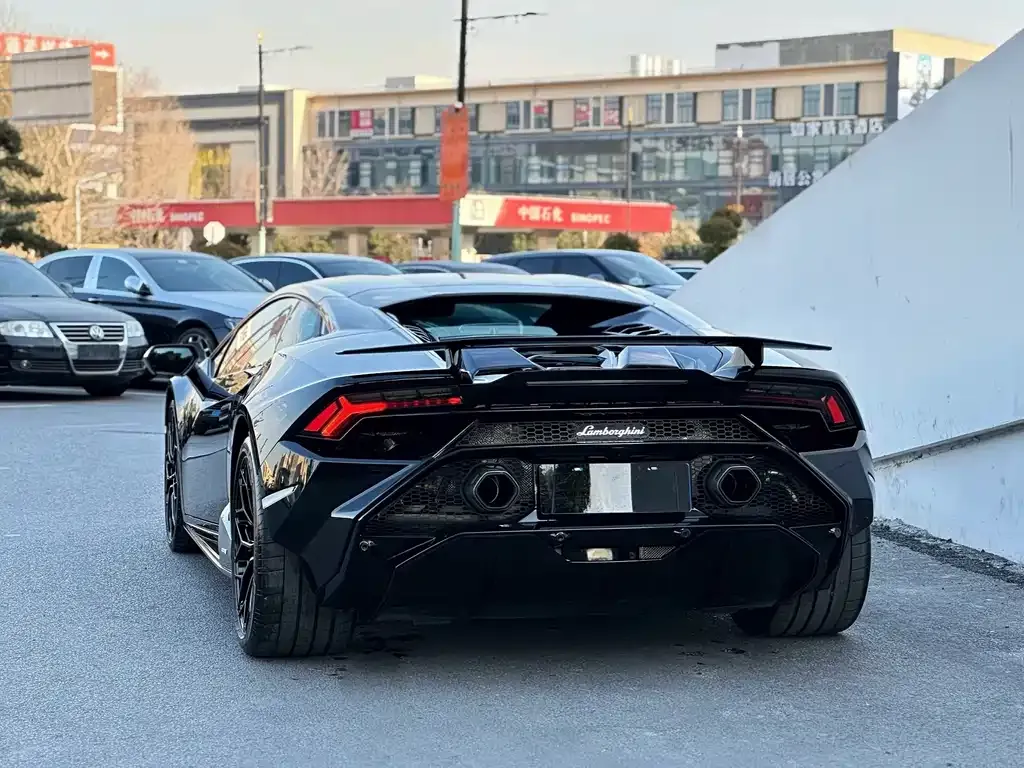 Lamborghini Huracan — фото 6