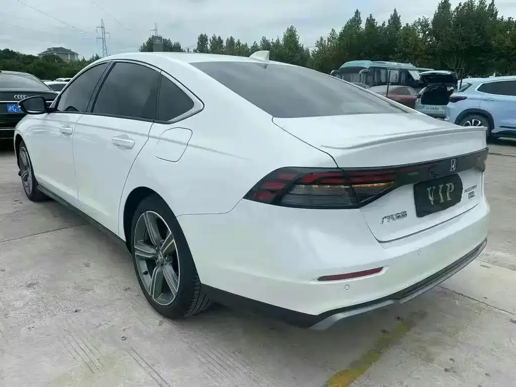 Honda Accord 2024 из CN, фото 5