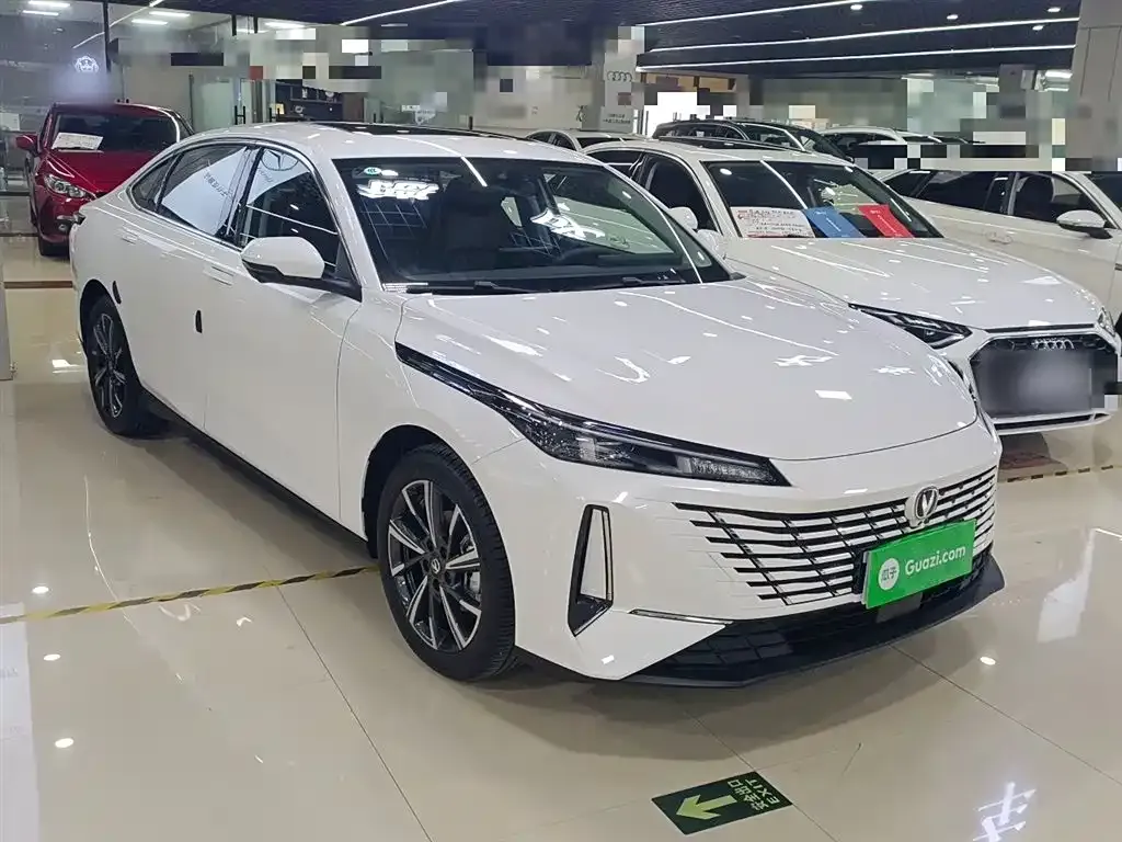 Changan Eado 2024 из CN, фото 4