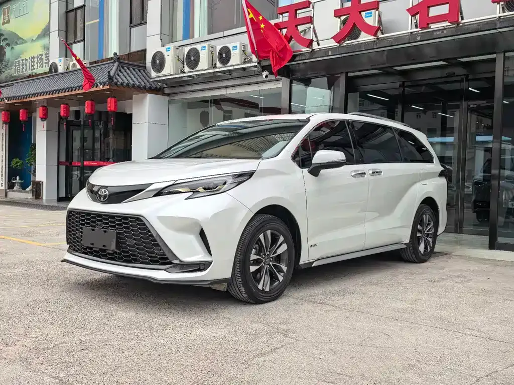 Toyota Granvia 2025 из CN, фото 1
