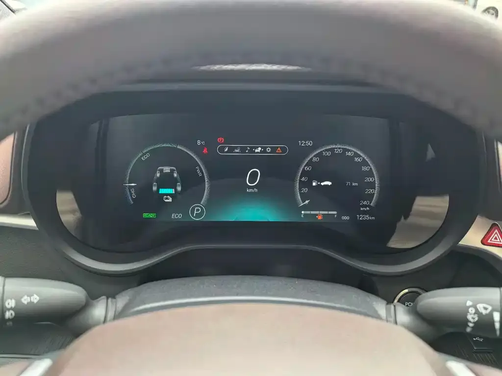 Toyota Granvia 2025 из CN, фото 8
