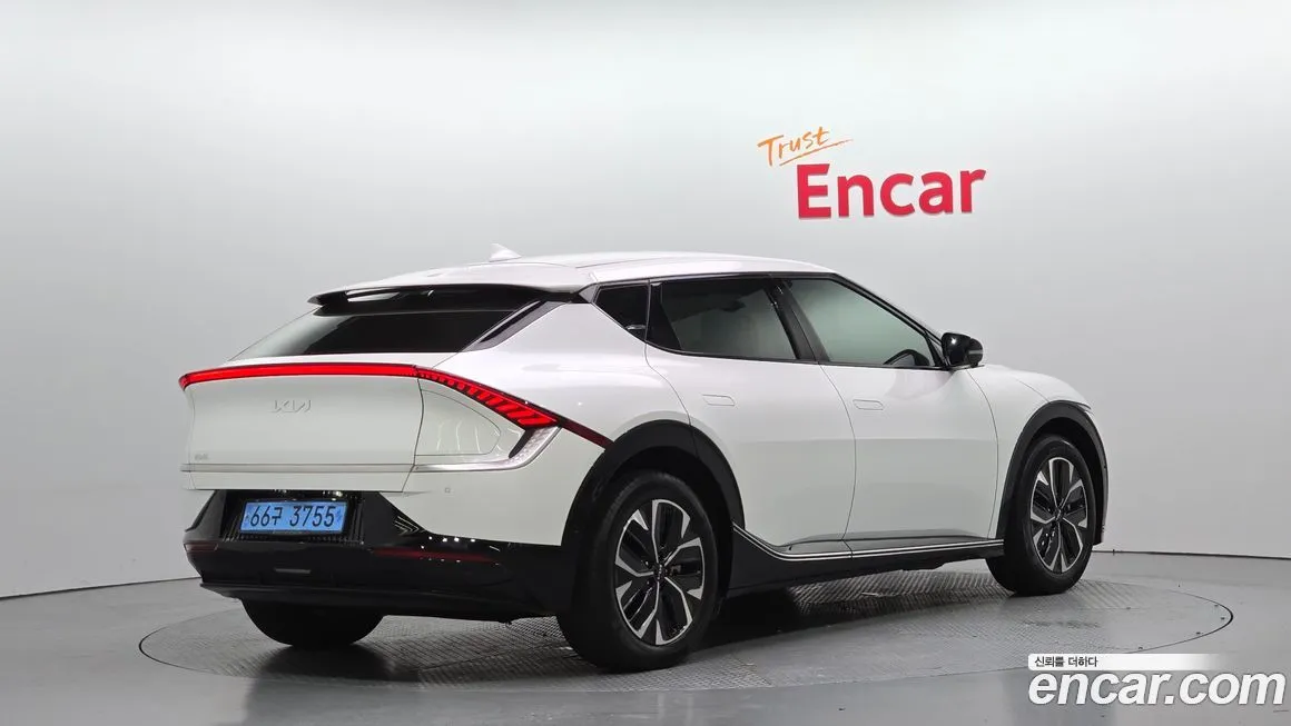 Kia EV6 — фото 2