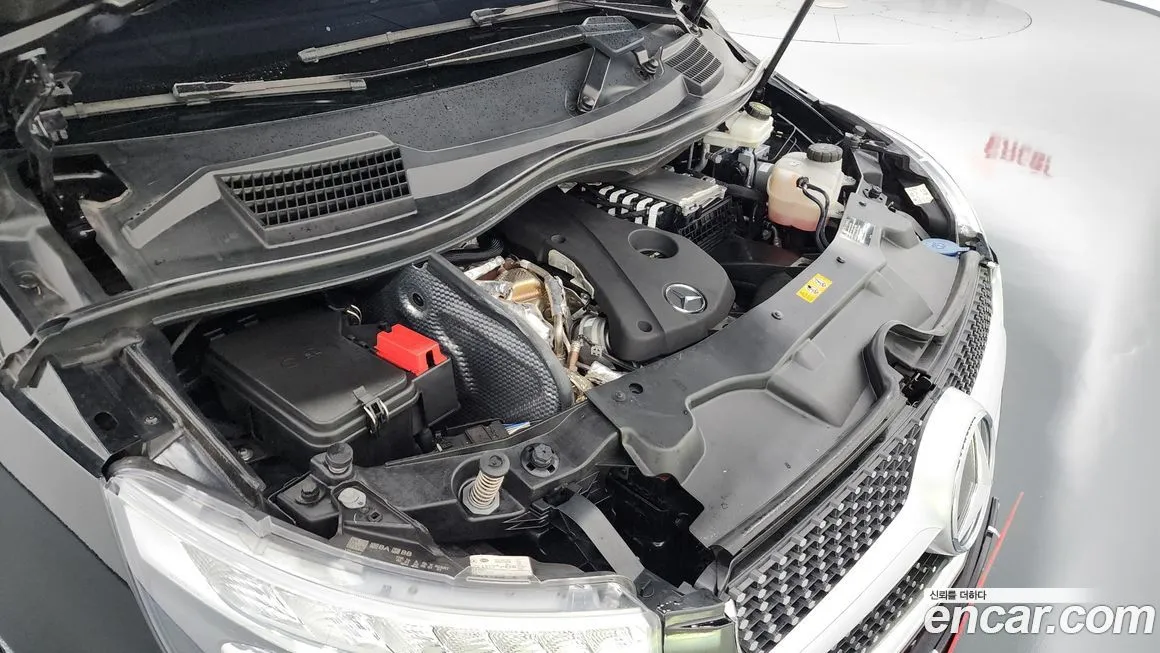 Mercedes-Benz V-Class 2021 из KR, фото 6