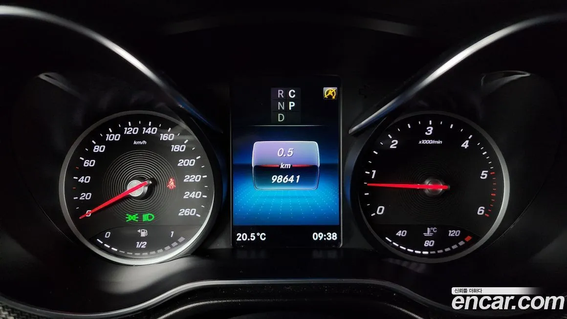 Mercedes-Benz V-Class 2021 из KR, фото 8