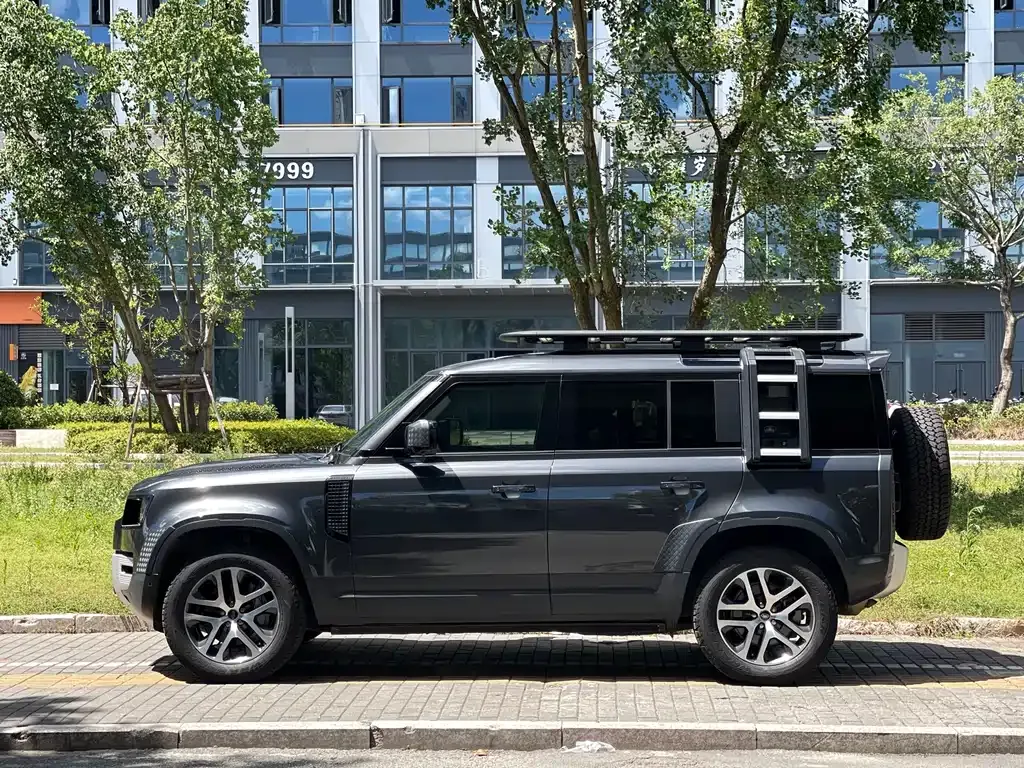 Land Rover Defender — фото 4