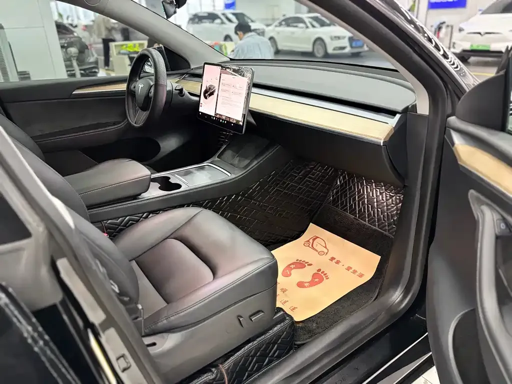 Tesla Model Y 2022 из CN, фото 8
