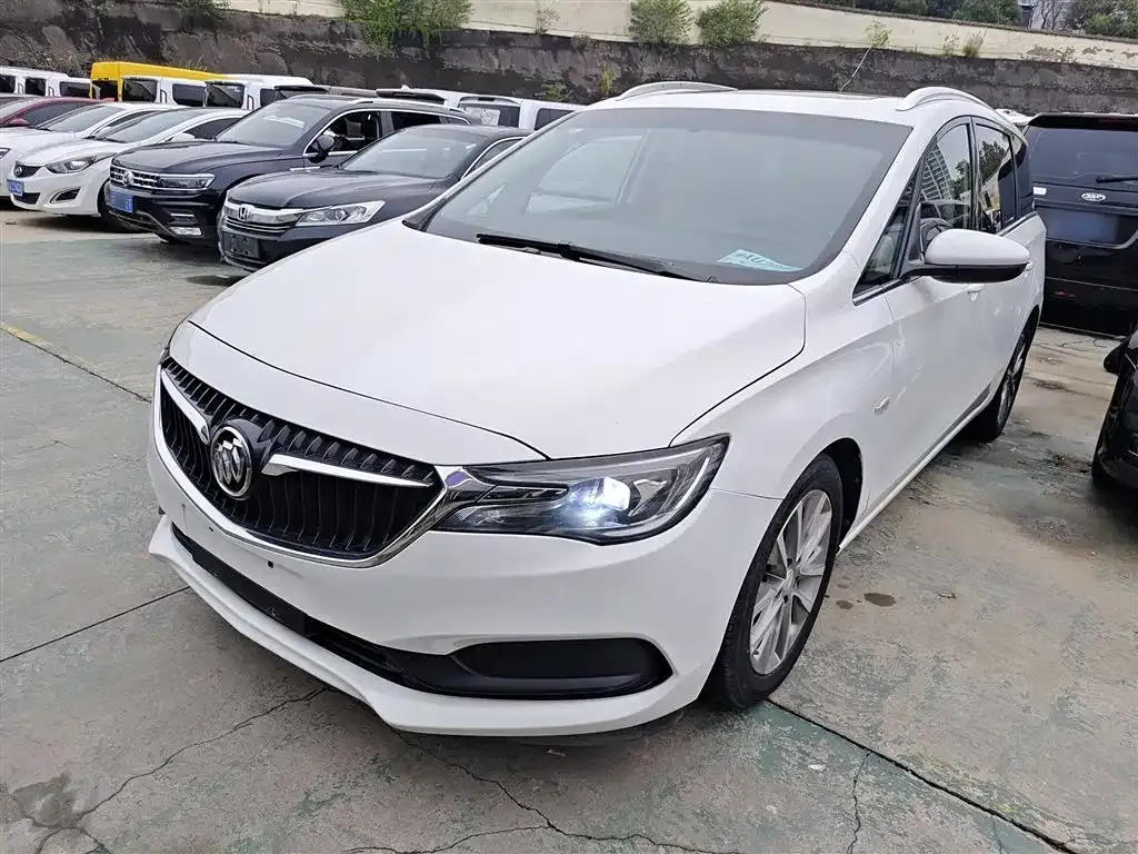 Buick GL6 2022 из CN, фото 2