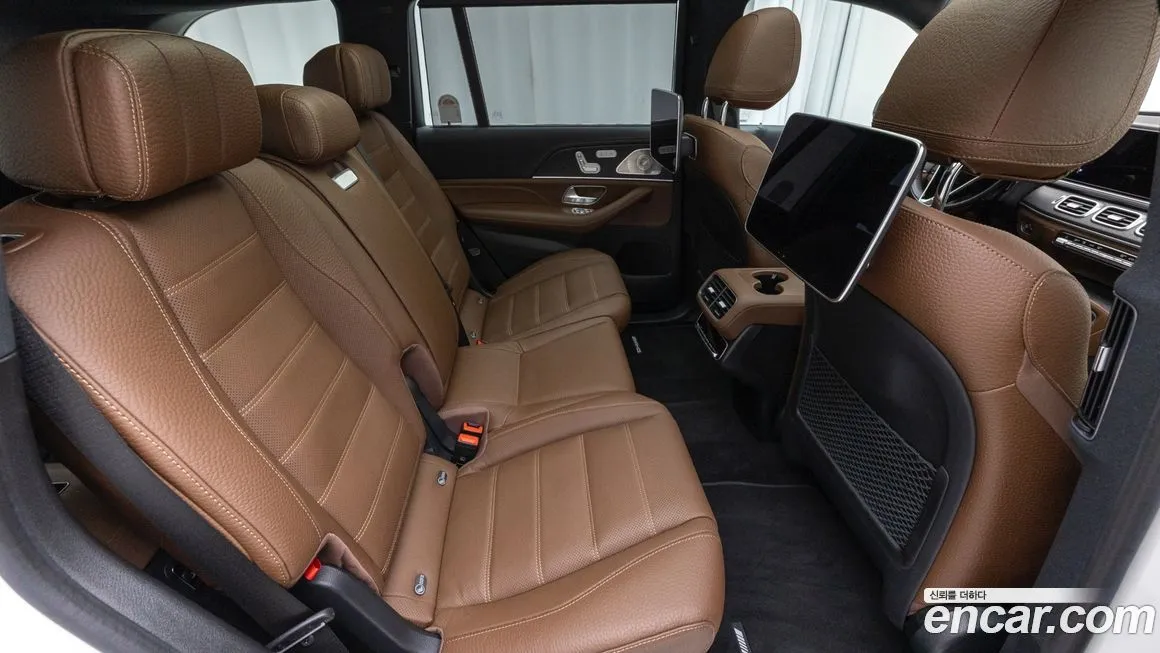 Mercedes-Benz GLS-Class — фото 10