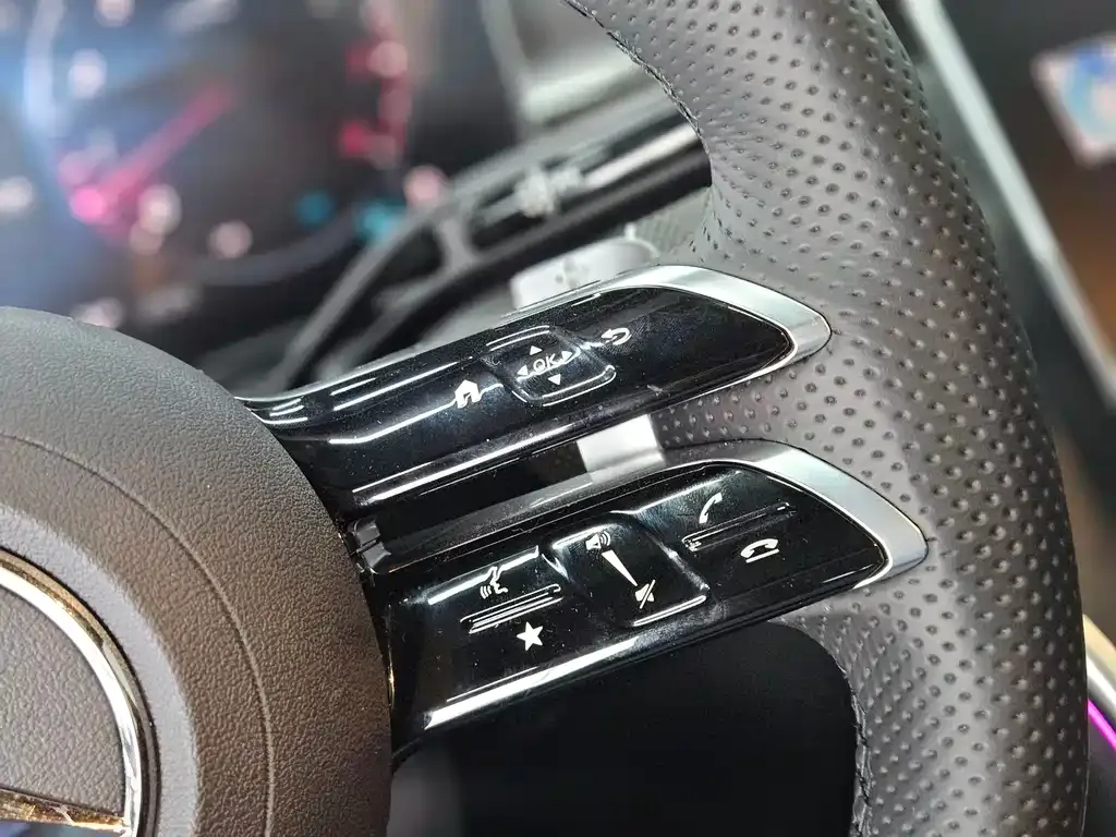 Mercedes-Benz C-Class 2025 из CN, фото 5