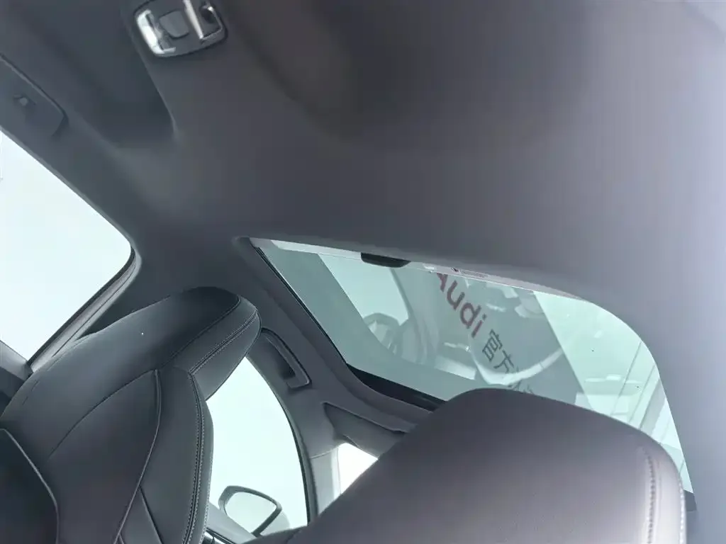 Audi A3 2024 из CN, фото 10