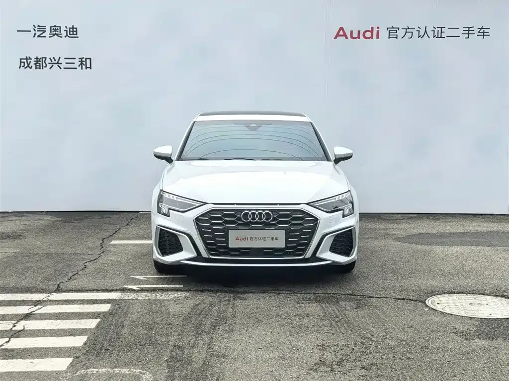 Audi A3 2024 из CN, фото 2