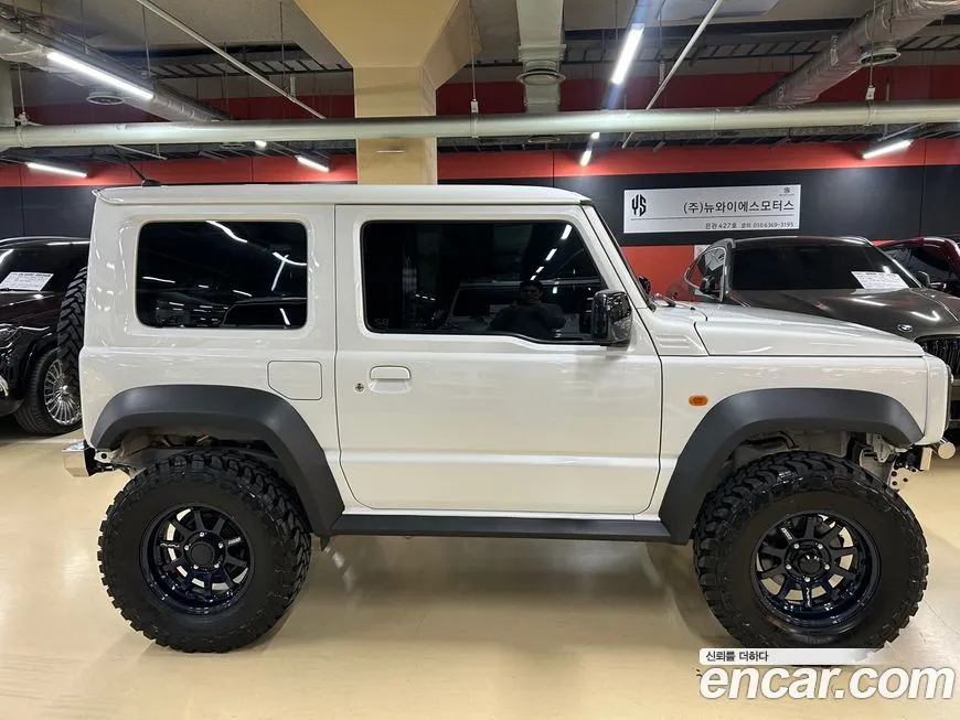 Suzuki Jimny 2023 из KR, фото 3