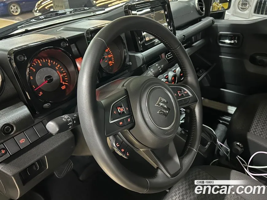 Suzuki Jimny 2023 из KR, фото 9