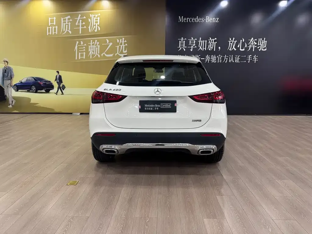Mercedes-Benz GLA — фото 6