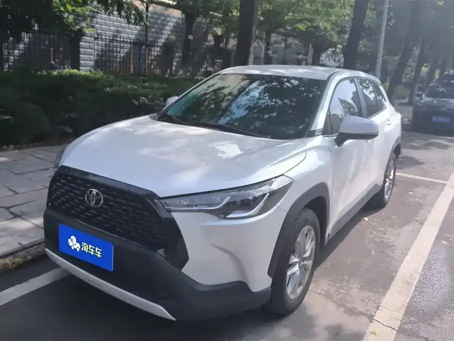 Toyota Corolla Cross 2024 из CN, фото 1