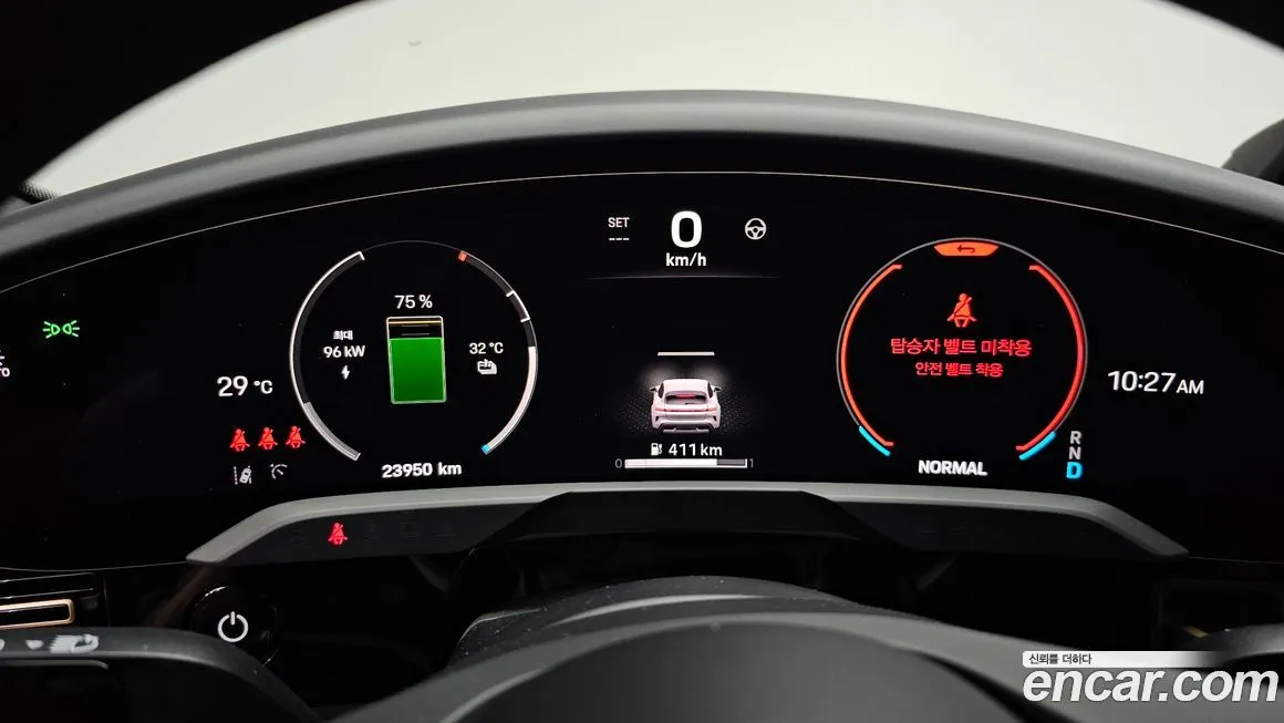 Porsche Taycan 2025 из KR, фото 8