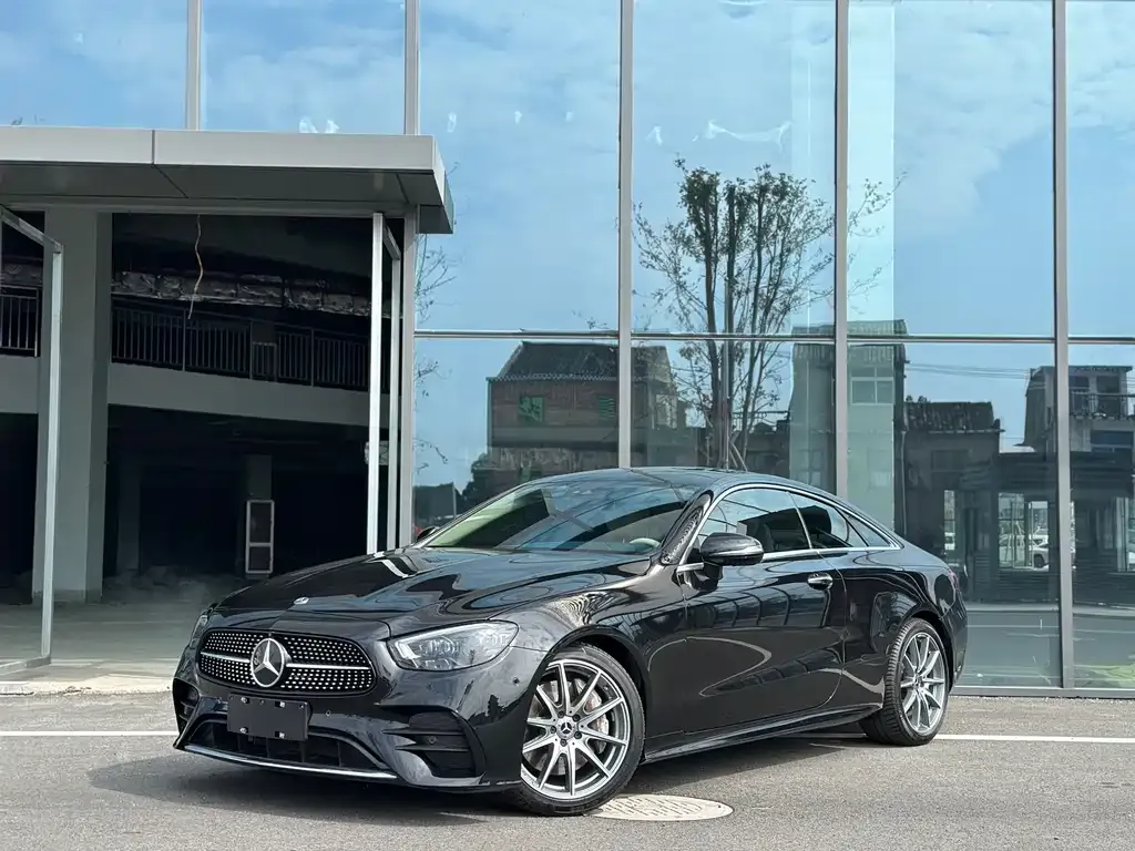 Mercedes-Benz E-Class (Import) — фото 1