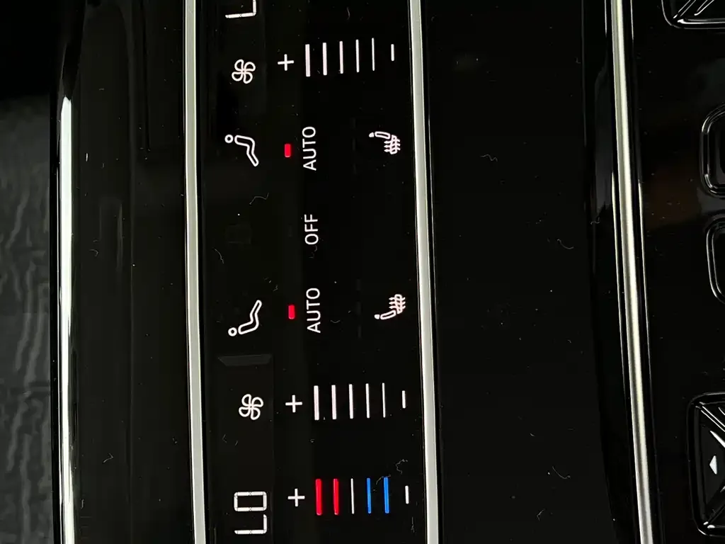 Audi A8 2025 из CN, фото 8