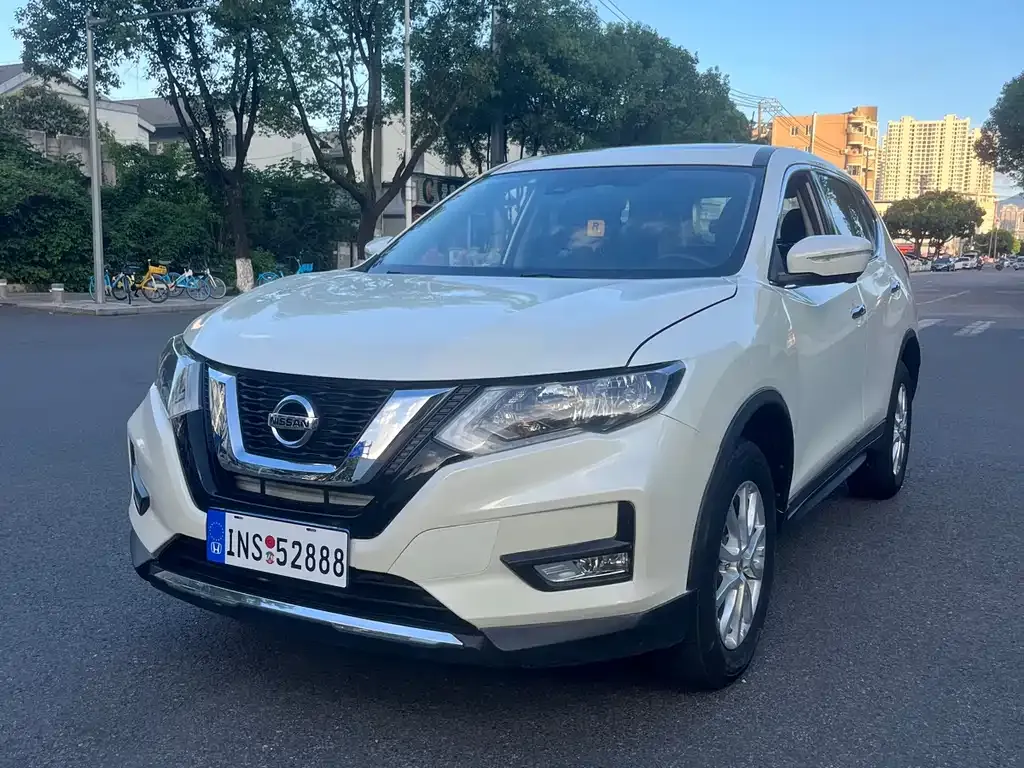 Nissan X-Trail 2021 из CN, фото 1
