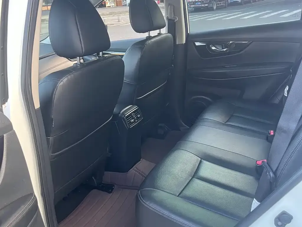 Nissan X-Trail 2021 из CN, фото 9