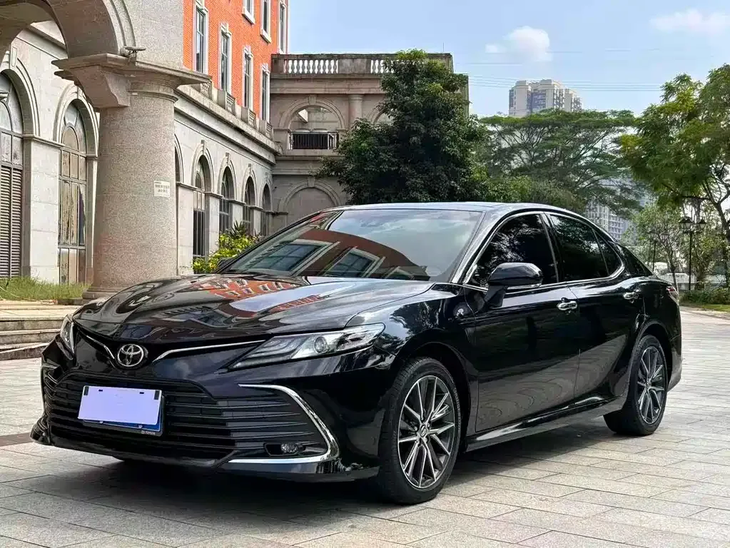 Toyota Camry 2022 из CN, фото 1