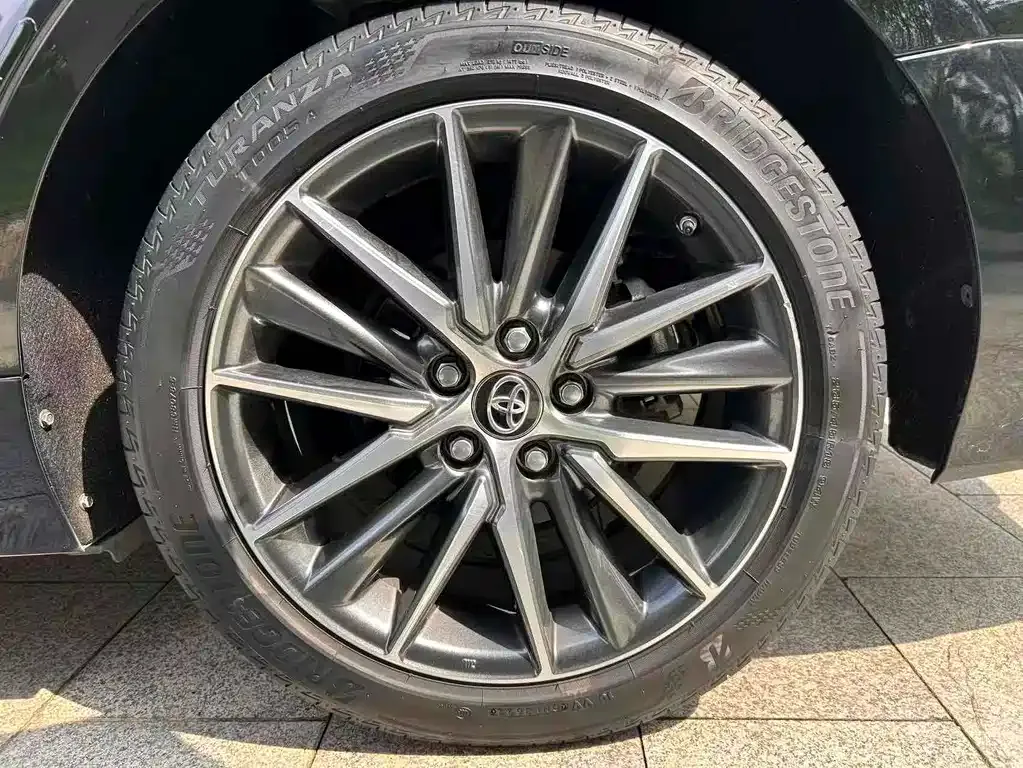 Toyota Camry 2022 из CN, фото 9
