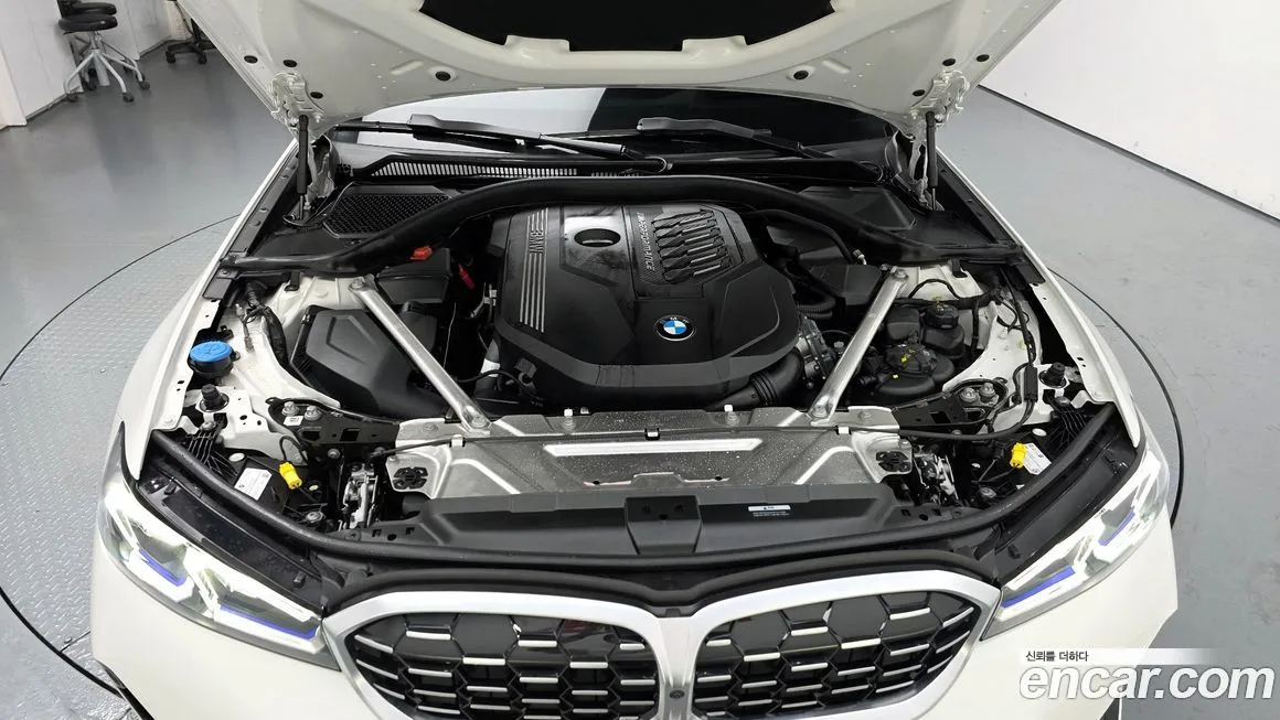 BMW 3-Series 2024 из KR, фото 6
