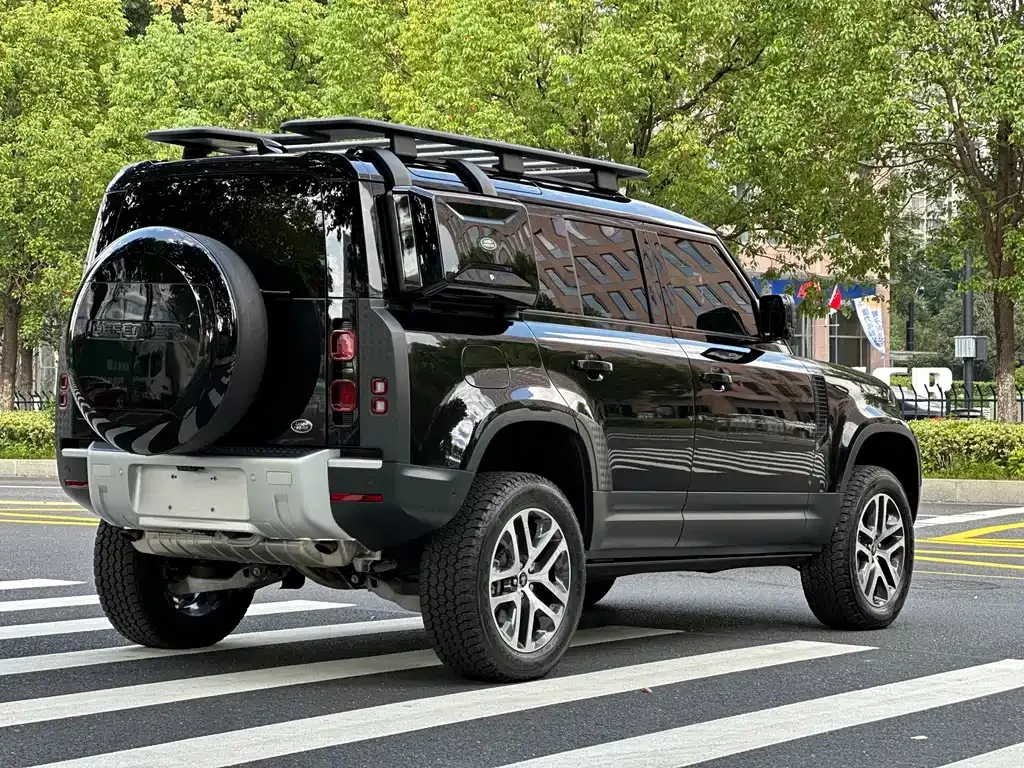 Land Rover Defender — фото 8