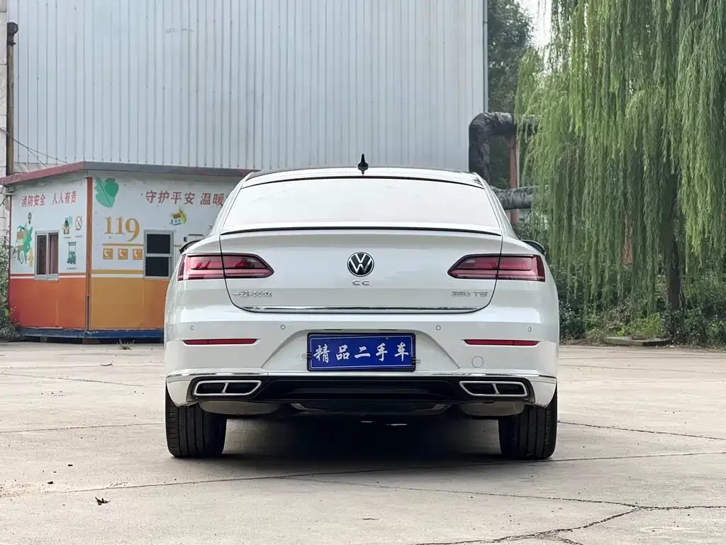 Volkswagen CC 2023 из CN, фото 5