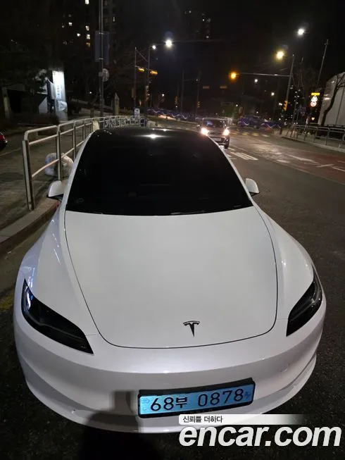 Tesla Model 3 — фото 3