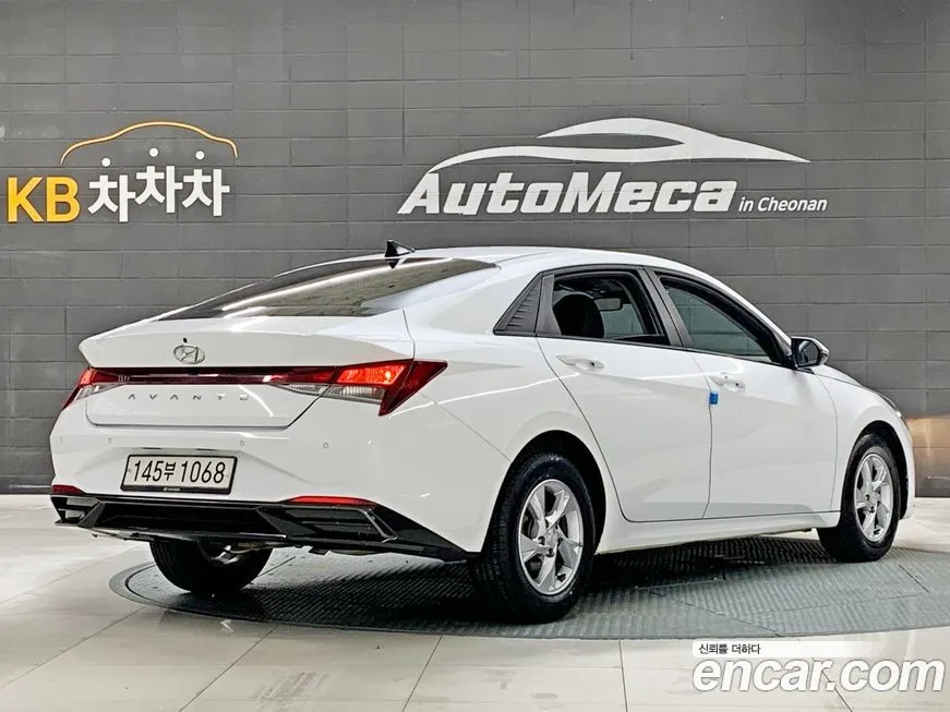 Hyundai AVANTE — фото 2