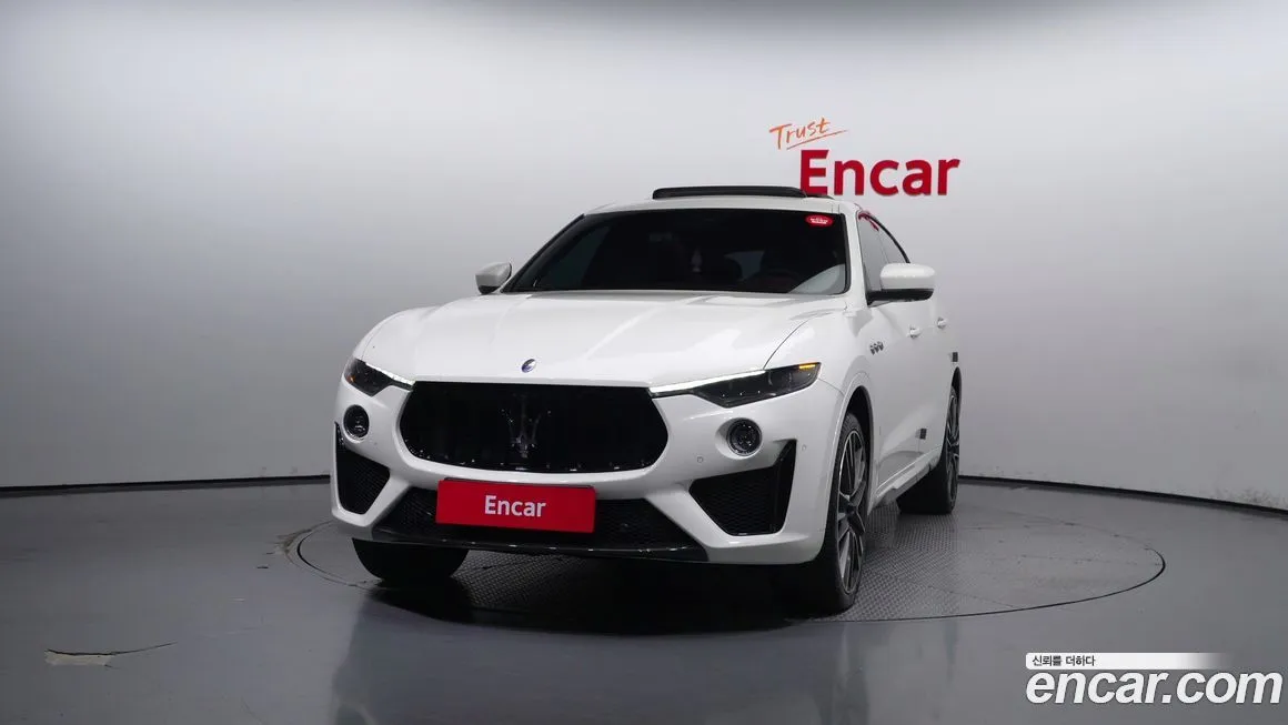 Maserati Levante 2021 из KR, фото 3