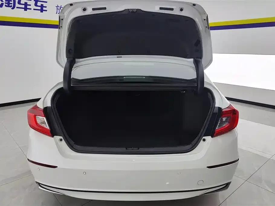 Honda Accord 2021 из CN, фото 4