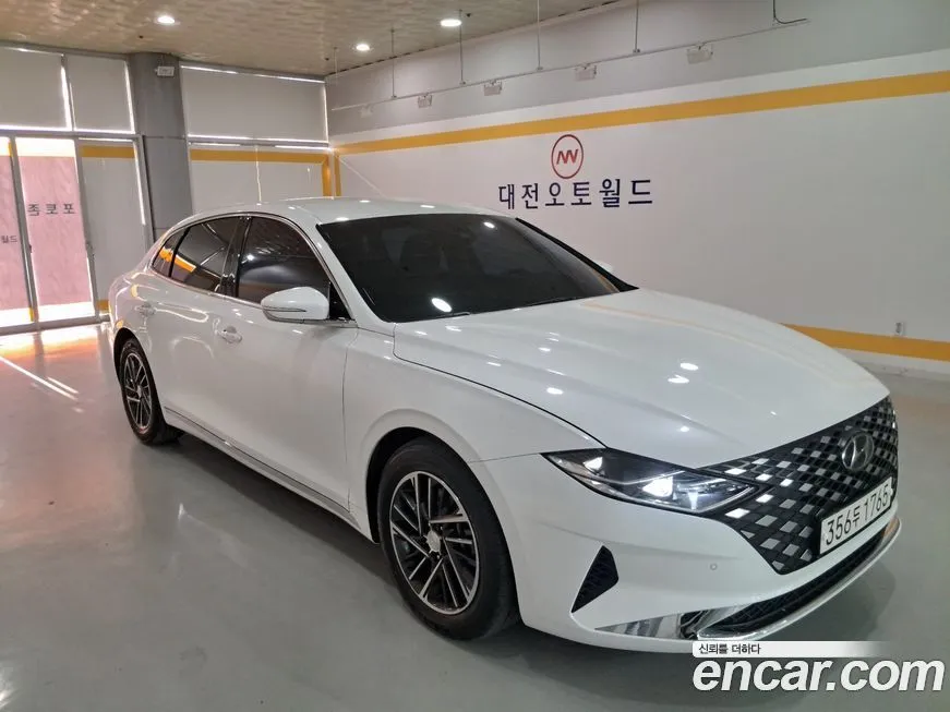 Hyundai Grandeur 2021 из KR, фото 2