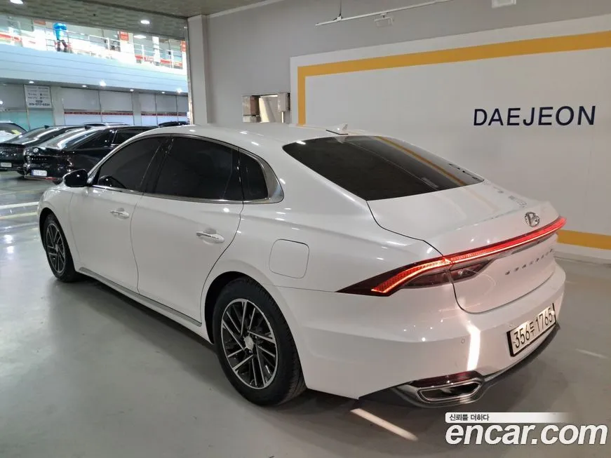 Hyundai Grandeur 2021 из KR, фото 4