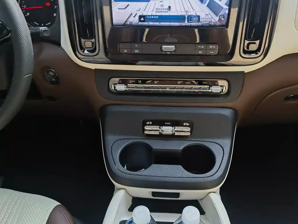 Mercedes-Benz Vito 2025 из CN, фото 7