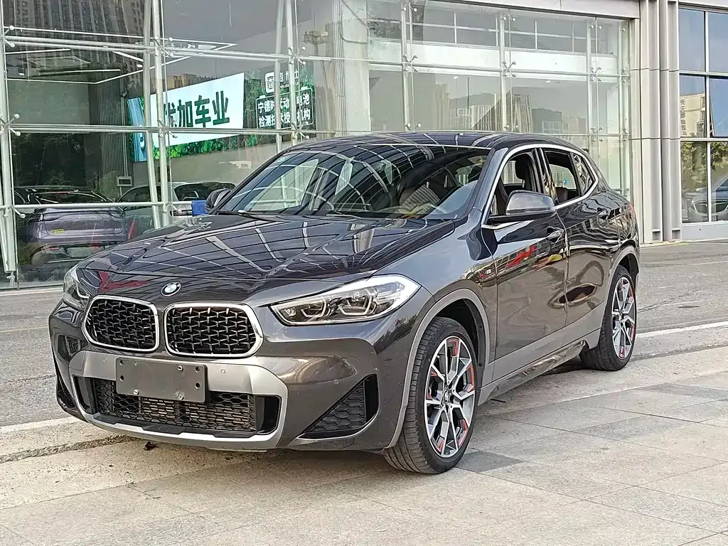 BMW X2 — фото 1