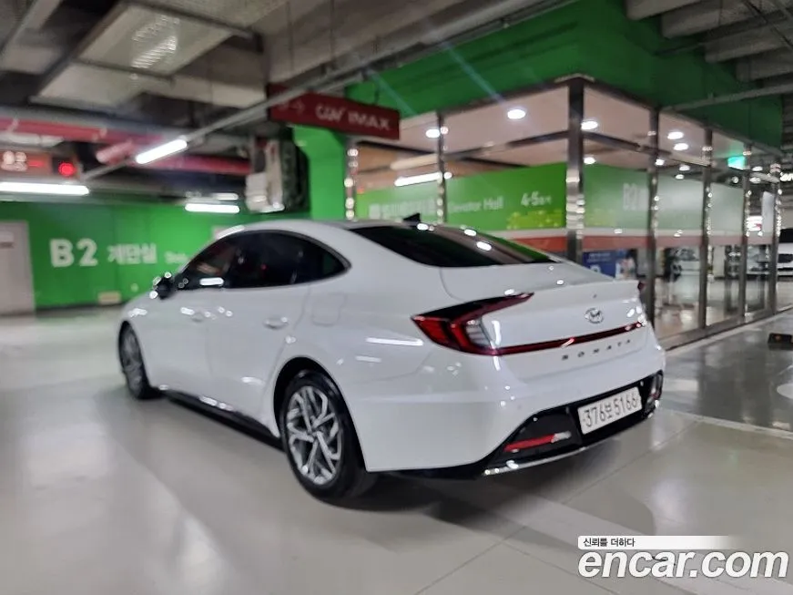 Hyundai Sonata 2022 из KR, фото 3