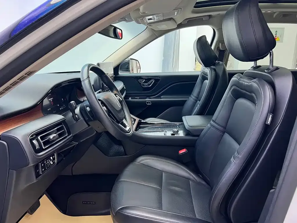 Lincoln Aviator 2024 из CN, фото 3
