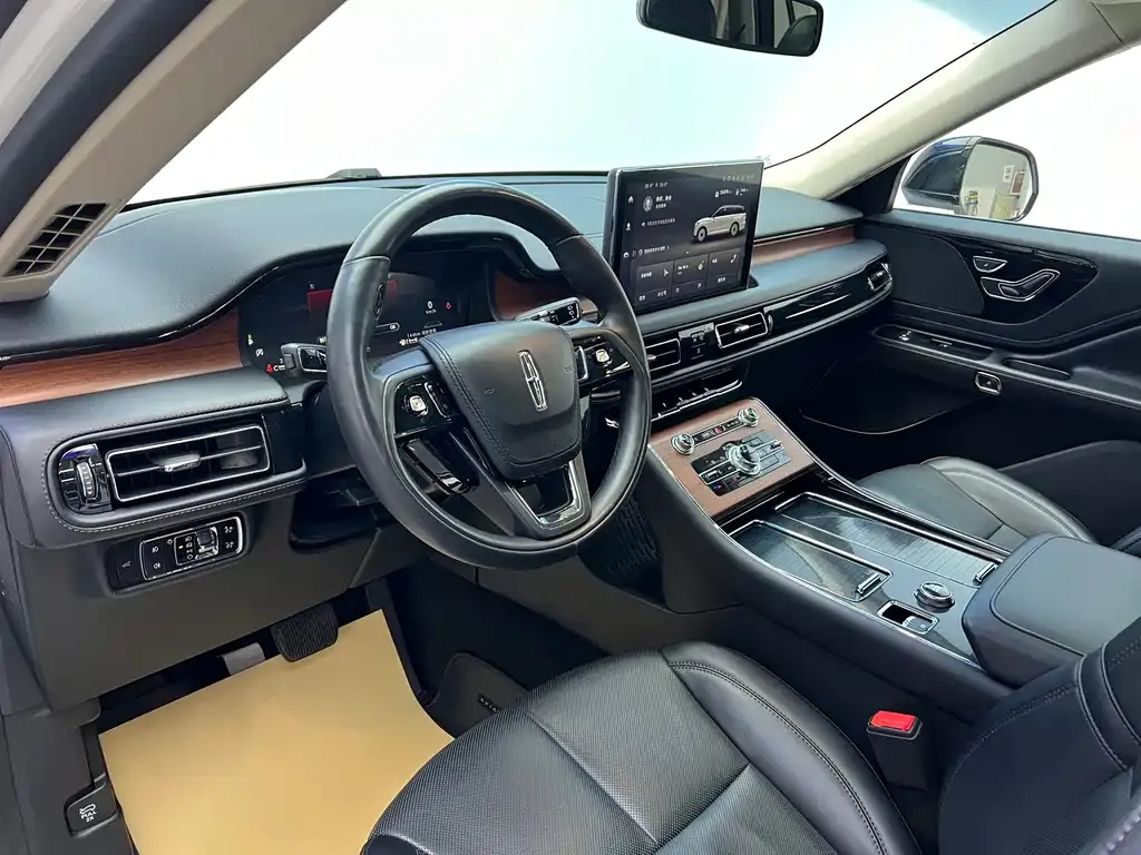 Lincoln Aviator 2024 из CN, фото 4