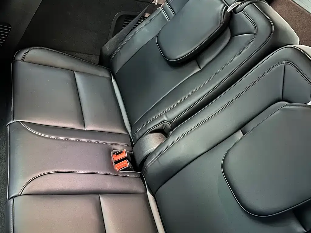 Lincoln Aviator 2024 из CN, фото 9