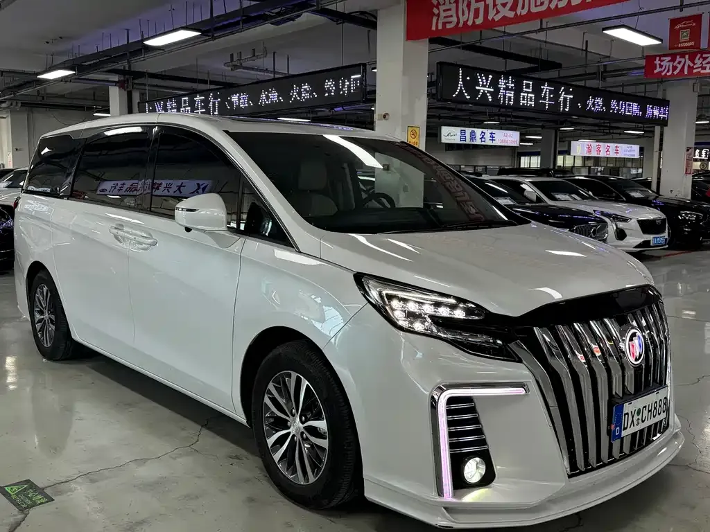 Buick GL8 2021 из CN, фото 3