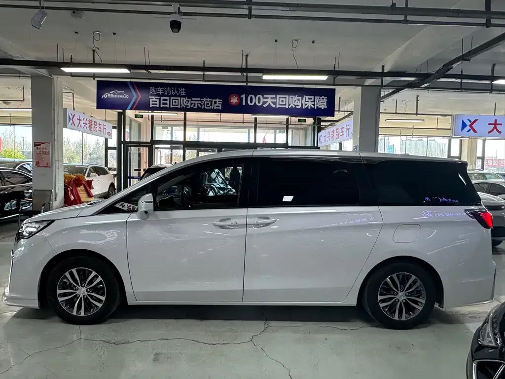 Buick GL8 2021 из CN, фото 4