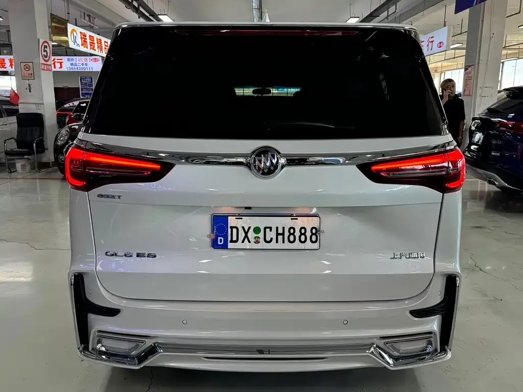 Buick GL8 2021 из CN, фото 5