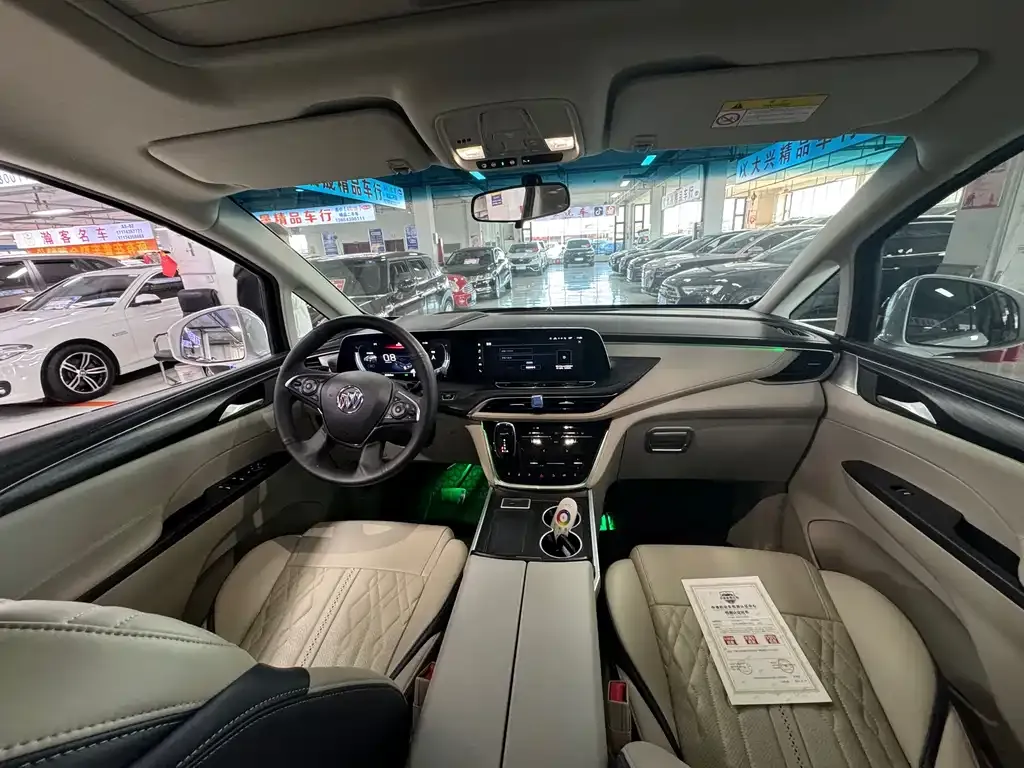 Buick GL8 2021 из CN, фото 8