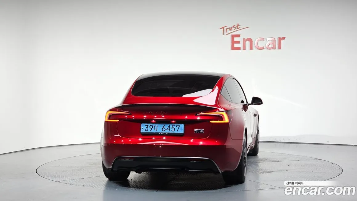Tesla Model 3 2024 из KR, фото 4
