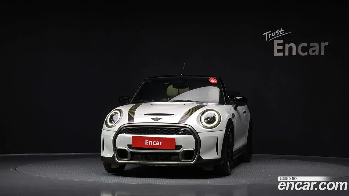 Mini Cooper Convertible 2024 из KR, фото 3