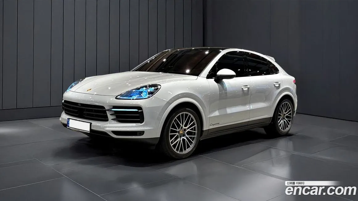 Porsche Cayenne — фото 1