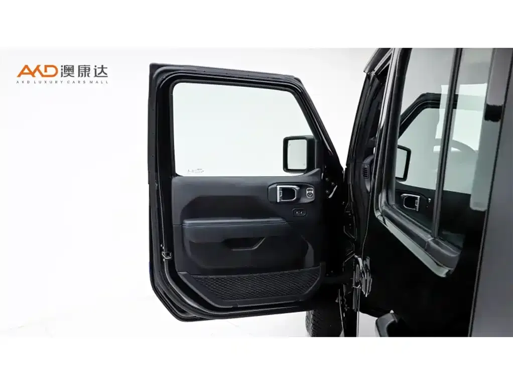 Jeep Wrangler PHEV 2022 из CN, фото 10