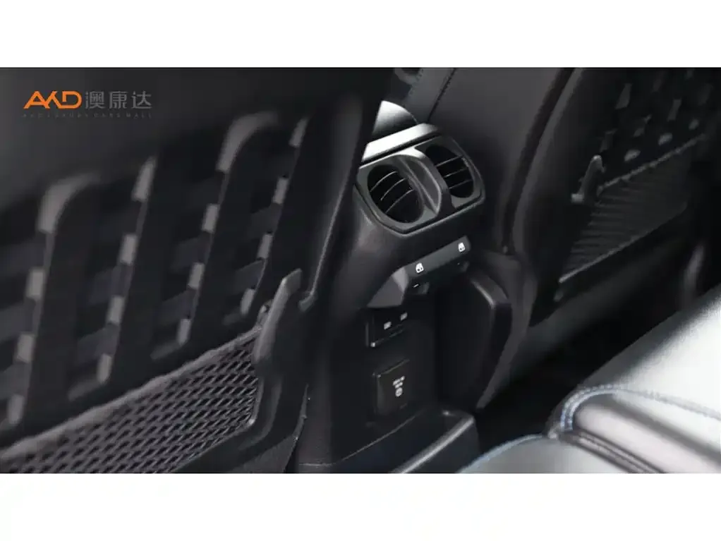 Jeep Wrangler PHEV 2022 из CN, фото 9